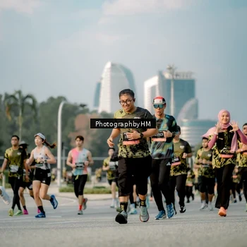 Runner Photo 6711494