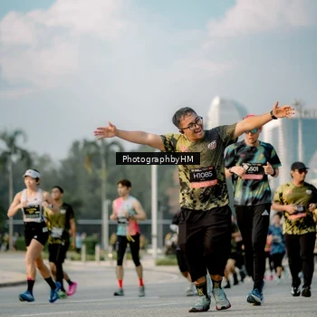 Runner Photo 6711498
