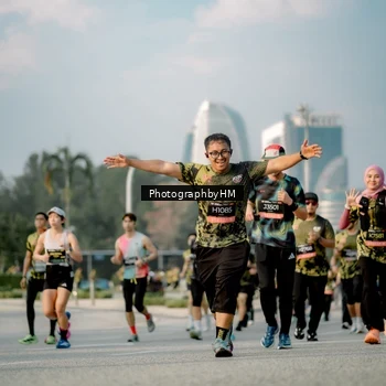Runner Photo 6711503