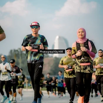 Runner Photo 6711507