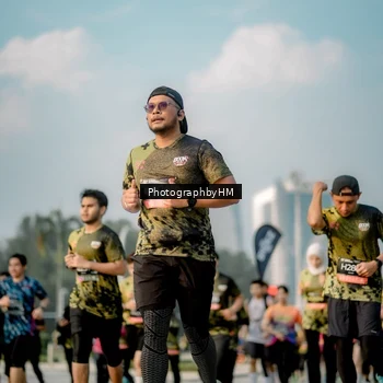 Runner Photo 6711512