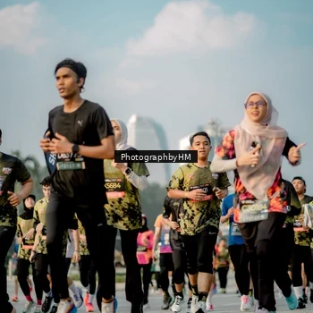 Runner Photo 6711516