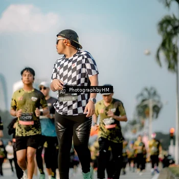 Runner Photo 6711535