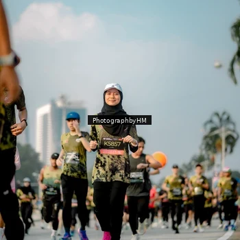 Runner Photo 6711544