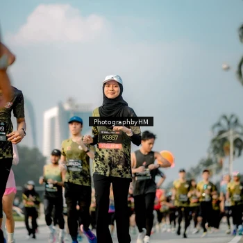 Runner Photo 6711545