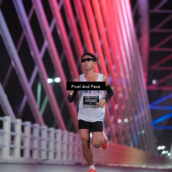 Runner Photo 6713648