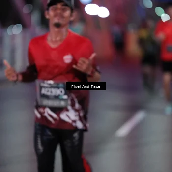 Runner Photo 6713659