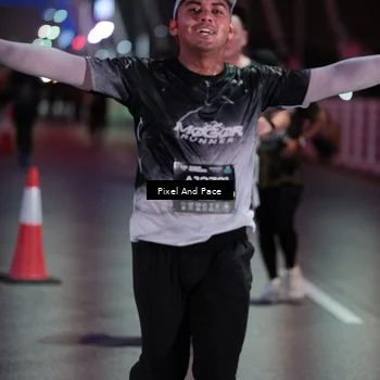 Runner Photo 6713662