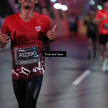 Runner Photo 6713664