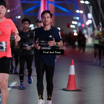 Runner Photo 6713693