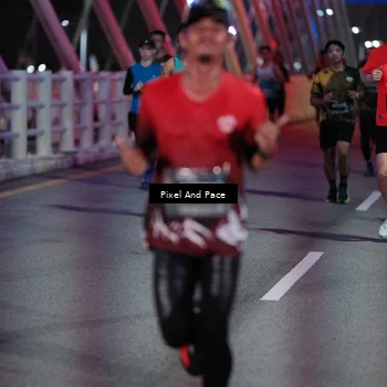 Runner Photo 6713701