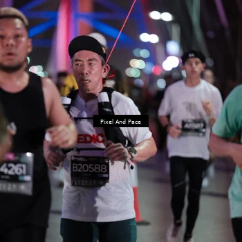 Runner Photo 6713812
