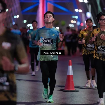 Runner Photo 6713887