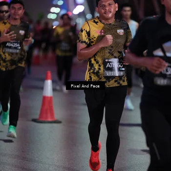 Runner Photo 6713925