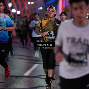 Runner Photo 6713975
