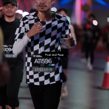 Runner Photo 6713983