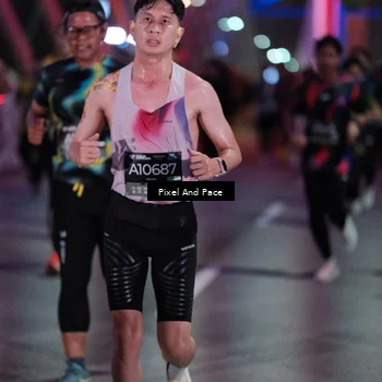 Runner Photo 6714000