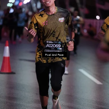 Runner Photo 6714006