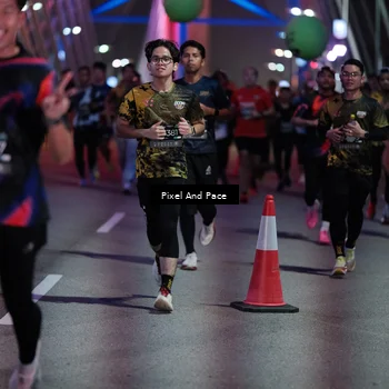 Runner Photo 6714015
