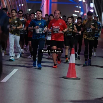 Runner Photo 6714051