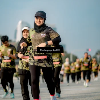 Runner Photo 6714070
