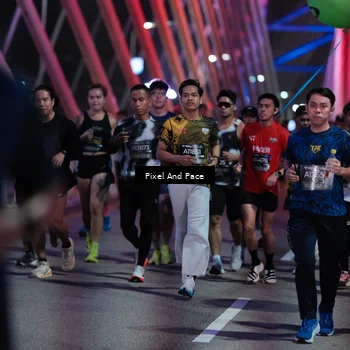 Runner Photo 6714078