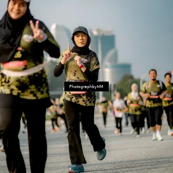 Runner Photo 6714081