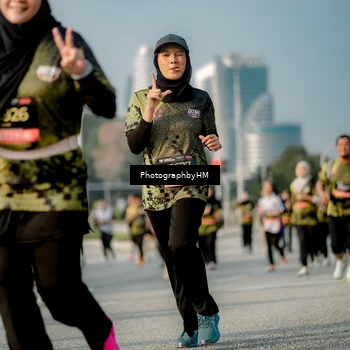 Runner Photo 6714083