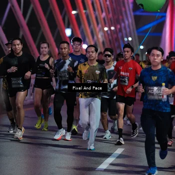 Runner Photo 6714085