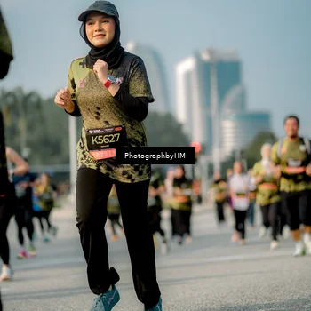 Runner Photo 6714086
