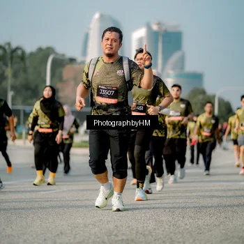 Runner Photo 6714094