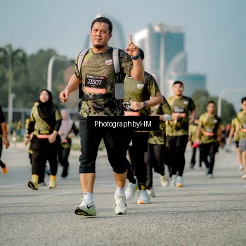 Runner Photo 6714095