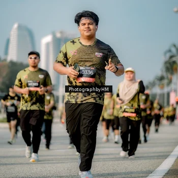 Runner Photo 6714099