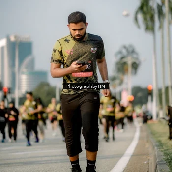Runner Photo 6714122