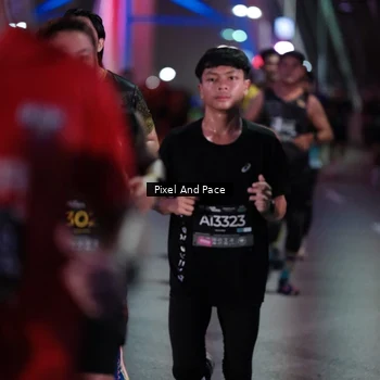 Runner Photo 6714123