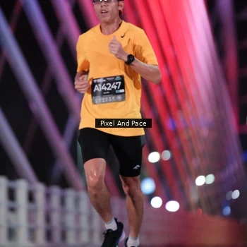 Runner Photo 6714137