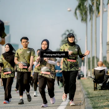 Runner Photo 6714153