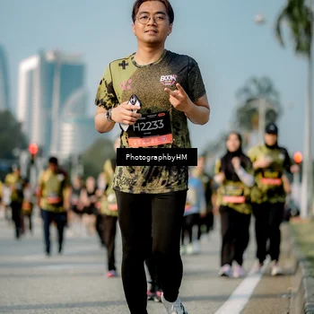 Runner Photo 6714154