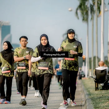 Runner Photo 6714157