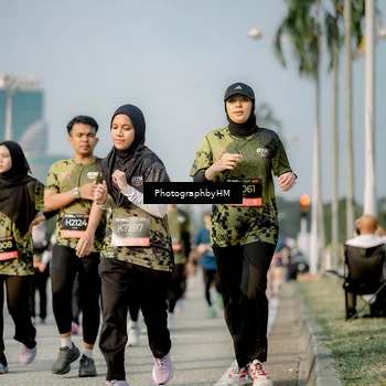 Runner Photo 6714160