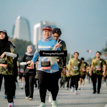 Runner Photo 6714170