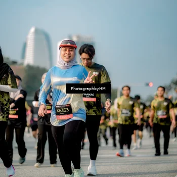 Runner Photo 6714176