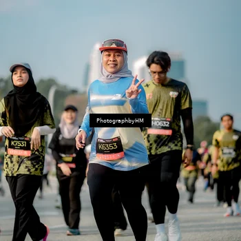 Runner Photo 6714189