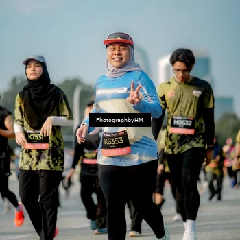 Runner Photo 6714191