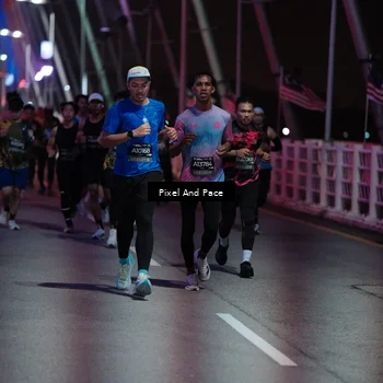 Runner Photo 6714193