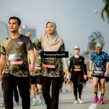Runner Photo 6714202