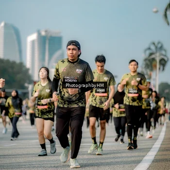Runner Photo 6714217