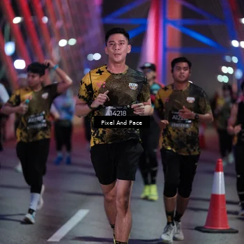 Runner Photo 6714230