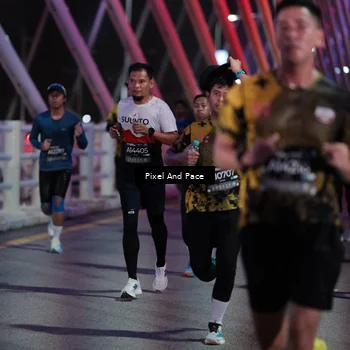 Runner Photo 6714233