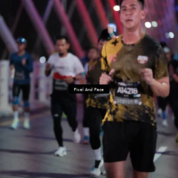 Runner Photo 6714249